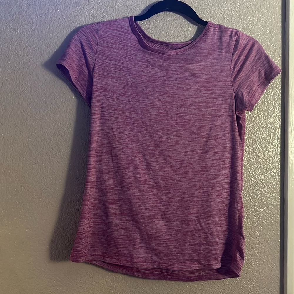 Athletic shirt
